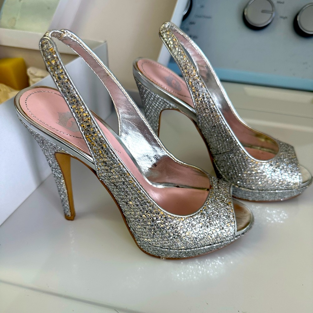 Miss America Silver Bedazzled Sparkle Heels